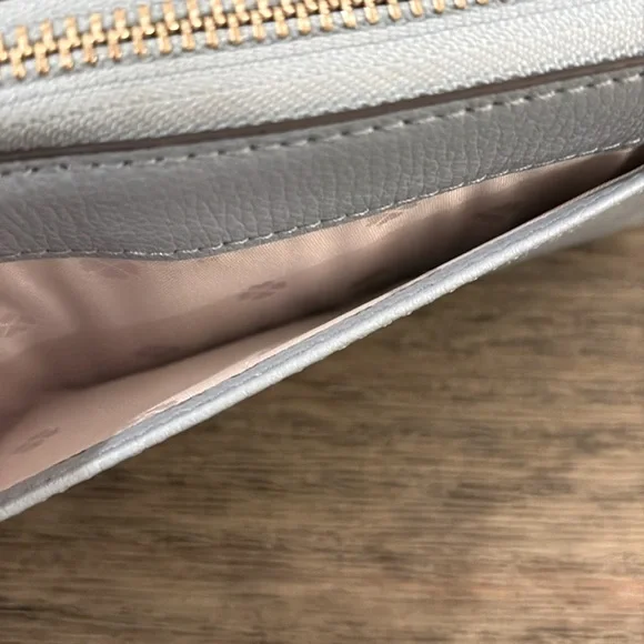 EUC [kate spade] Powder Light Blue Continental Zip-Around Long Wallet - Picture 12 of 14